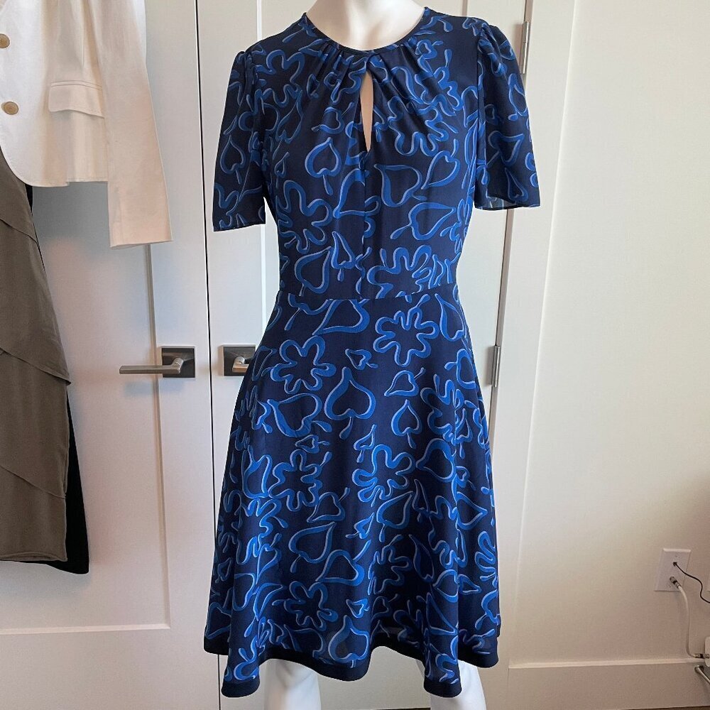 Tara Jarmon Paris SS Fit & Flare Print Partial Lined 100% Silk Dress Blue Sz 36